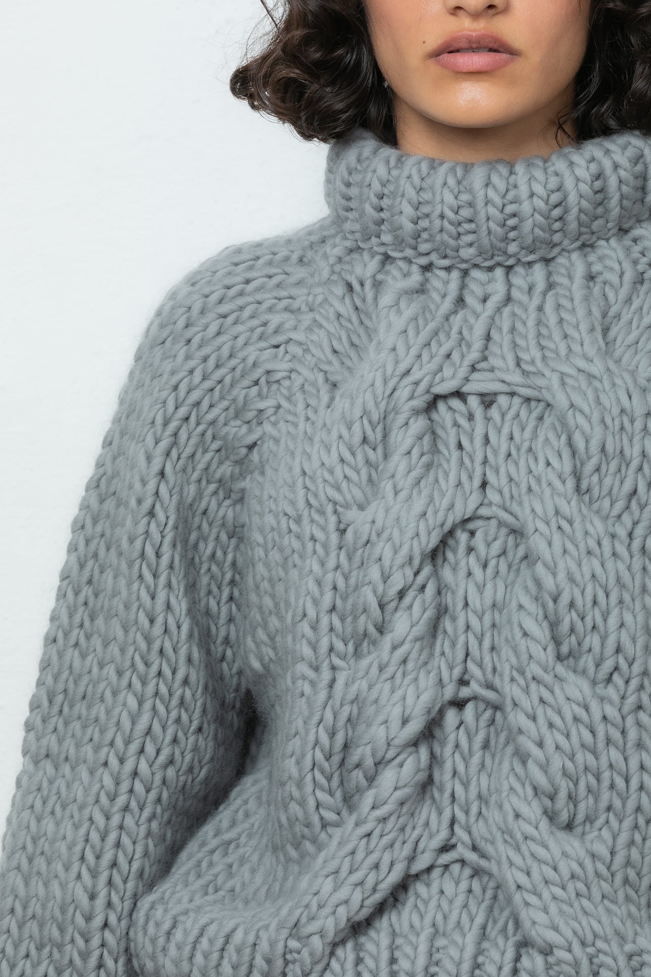 Cropped Cable Sweater - Light Indigo – denimist