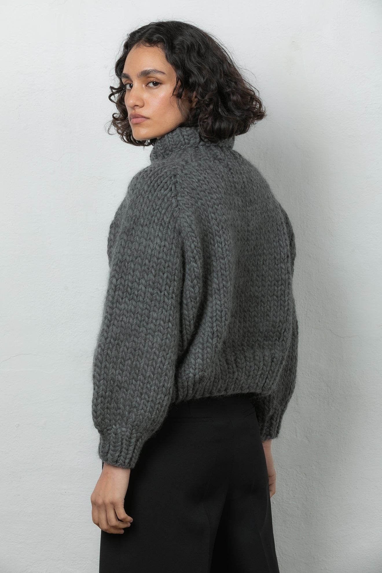 Grey on sale jumper cropped